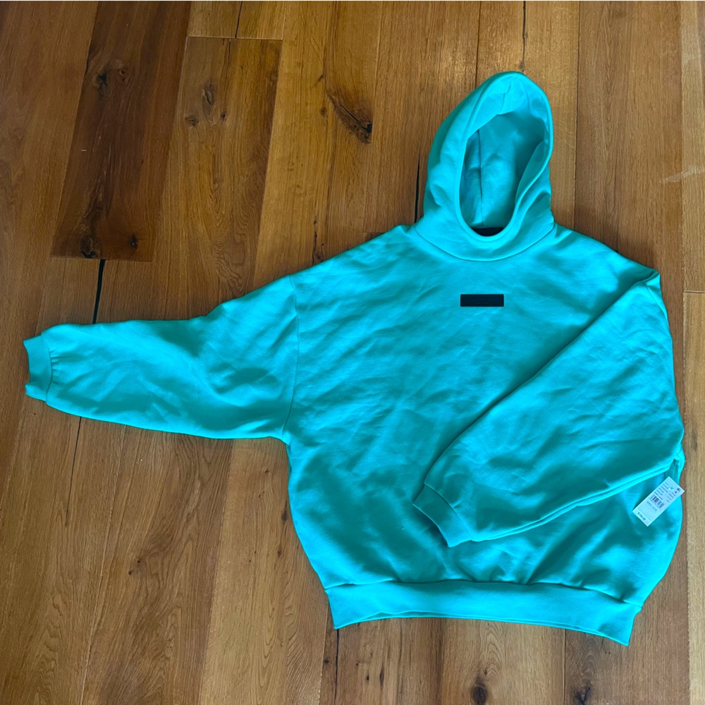 Essential Teal Hoodie NWT sz M